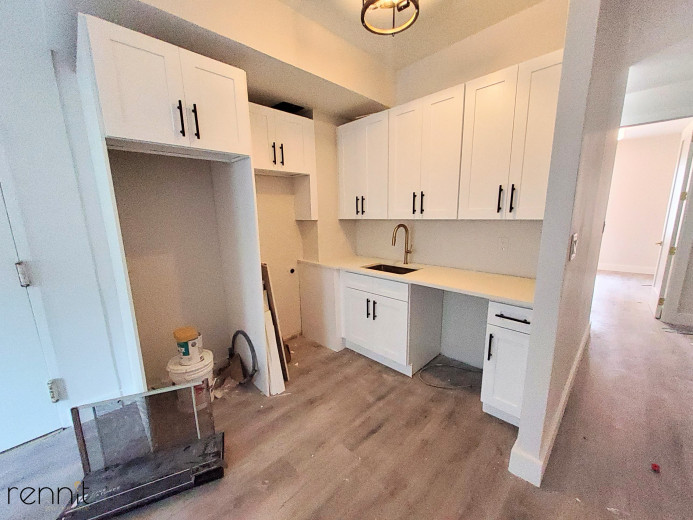 320 Throop Ave, Apt 2 Image 9