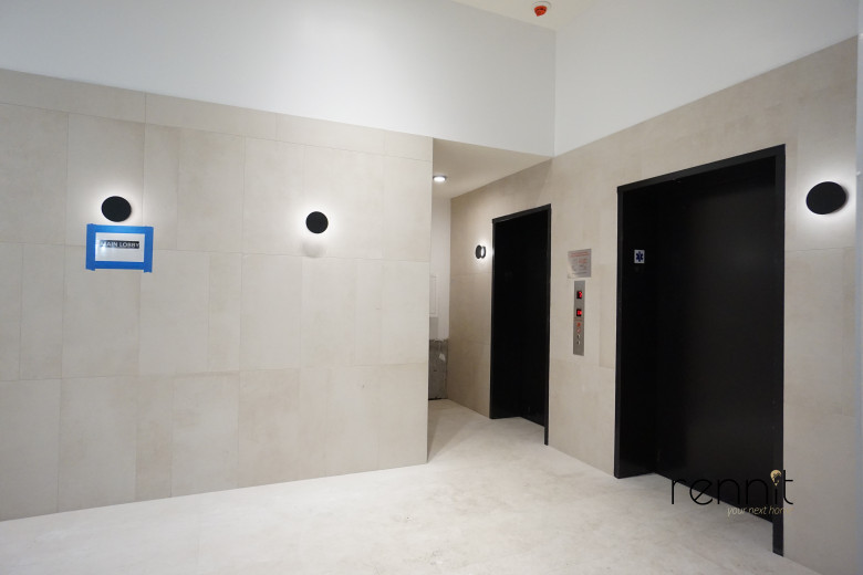 33 Little Nassau St, Apt 902 Image 27