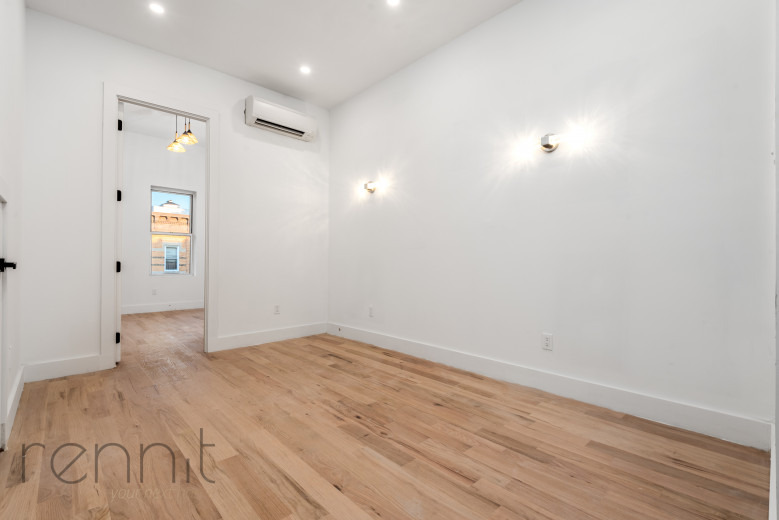 2039 Gates Ave, Apt 2B Image 12