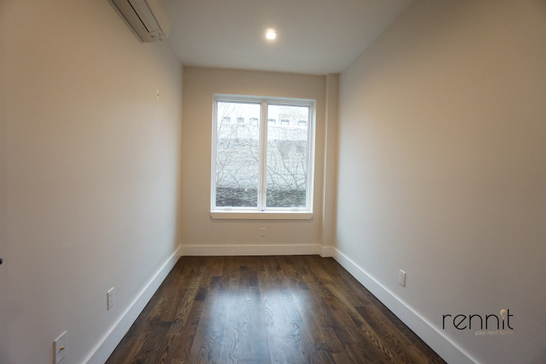 1031 Montgomery St, Apt 2F Image 10