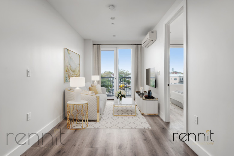 125 Kings Hwy, Apt 4I Image 3