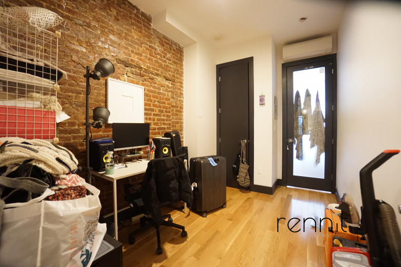 129 Thames St, Apt 2R Image 6