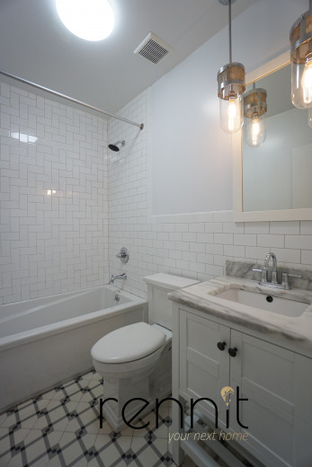 1689 Gates Ave, Apt 2Front Image 7