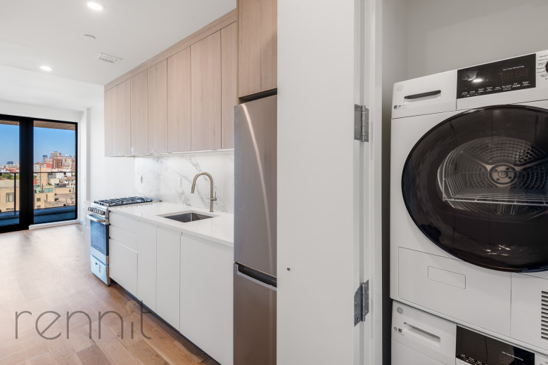 375 Dean St, Apt 802 Image 3