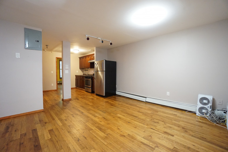 1168 Putnam Ave, Apt 1 Image 16