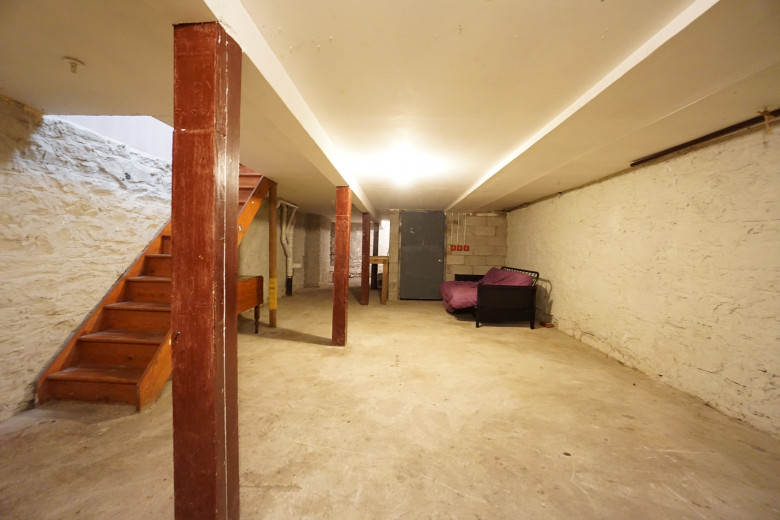 1168 Putnam Ave, Apt 1 Image 27