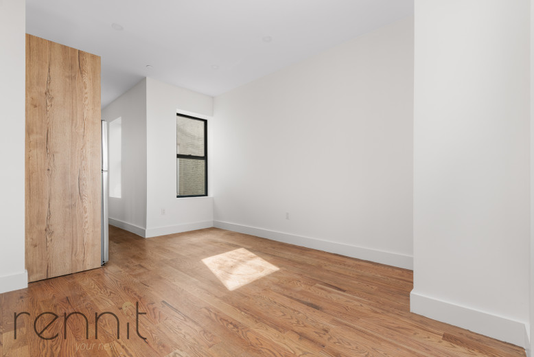 71-33 65 Pl, Apt 2C Image 3