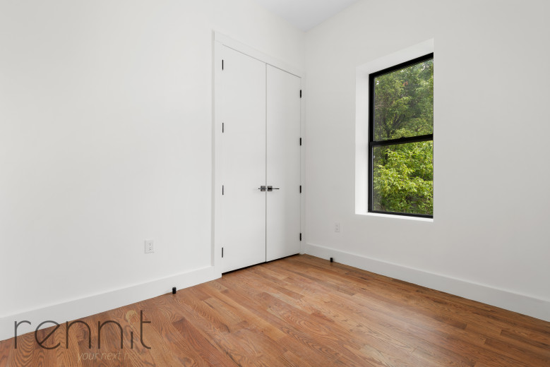 71-33 65 Pl, Apt 3A Image 3