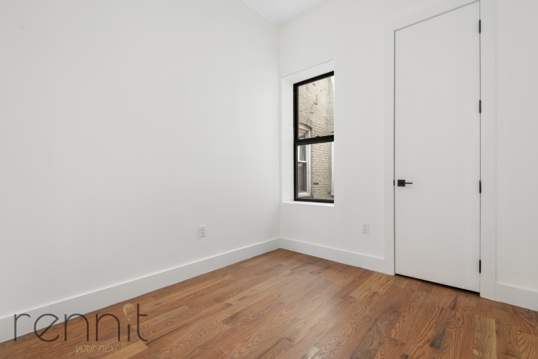 71-33 65 Pl, Apt 3A Image 7