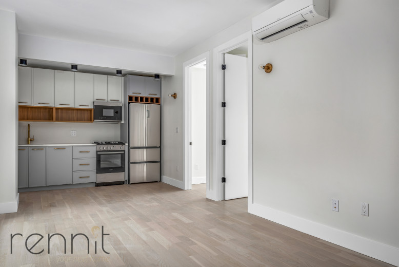 937 Rogers Ave, Apt 5D Image 5