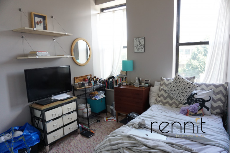 638 Wilson Ave, Apt 2L Image 8