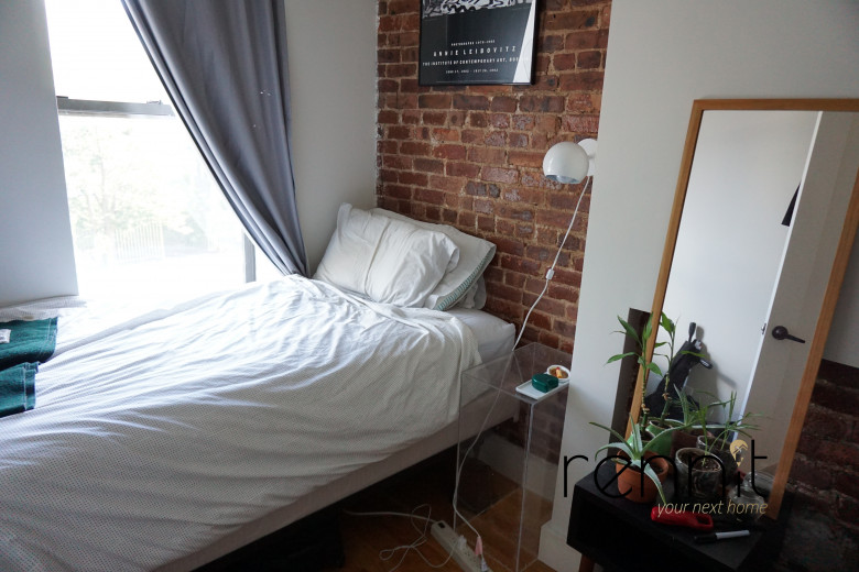 638 Wilson Ave, Apt 2L Image 9