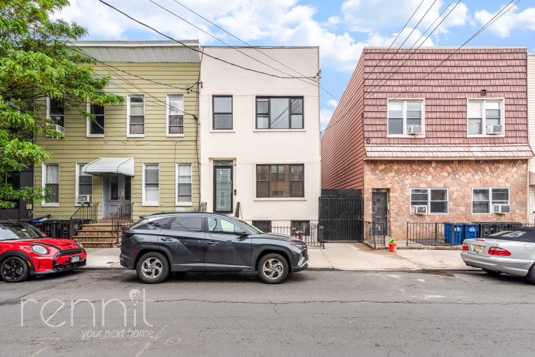 559 Fairview Ave, Apt R Image 18