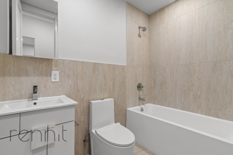 559 Fairview Ave, Apt B1 Image 5