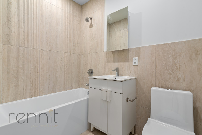 559 Fairview Ave, Apt B1 Image 8