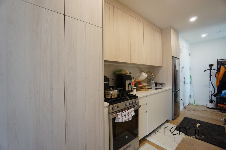 375 Dean St, Apt 1706 Image 7