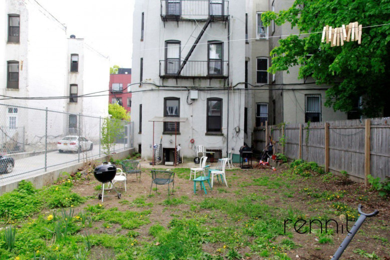 817 St Johns Pl, Apt 3D Image 21