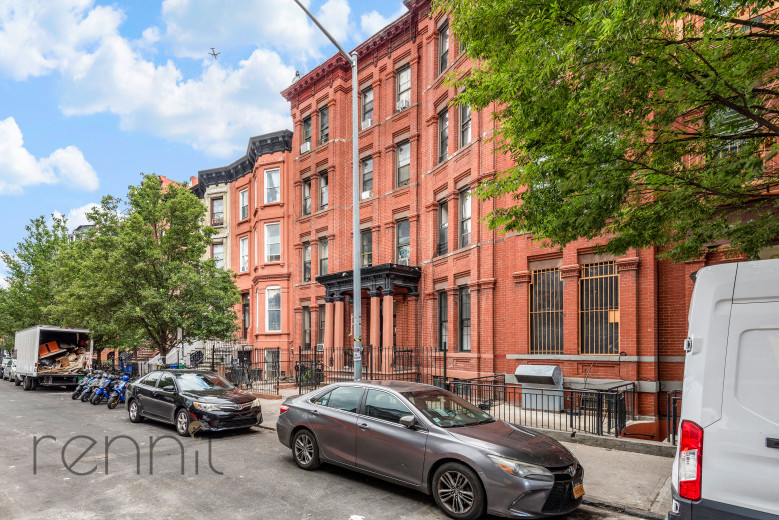 23 Spencer Pl, Apt 1R Image 21