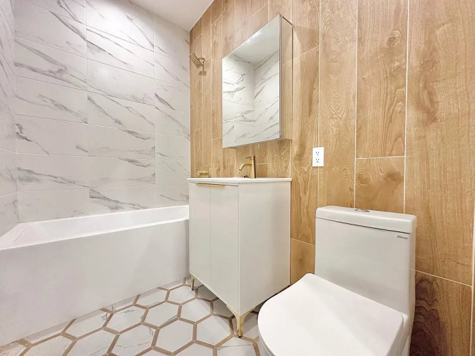 805 Monroe St, Apt 2A Image 3