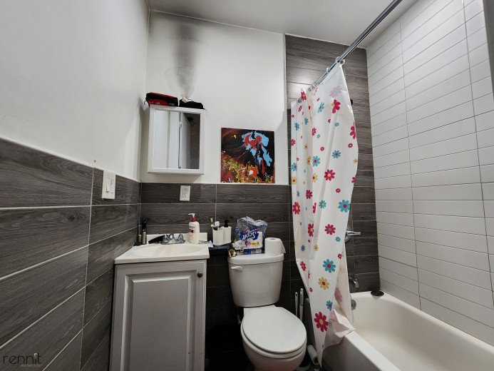 640 Kosciuszko St, Apt 1 Image 21