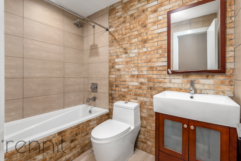 918 Hart St, Apt 1R Image 13
