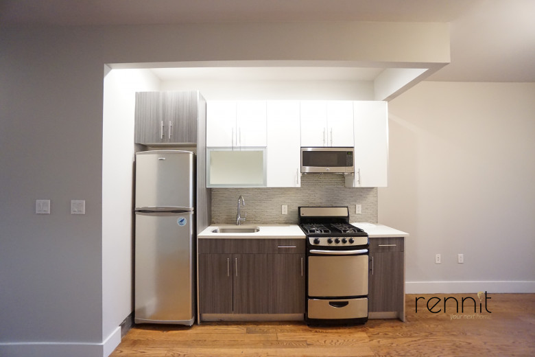 918 Hart St, Apt 1R Image 3