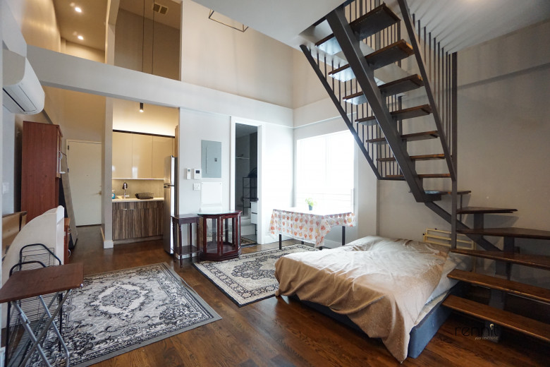 1031 Montgomery St, Apt 4R Image 15