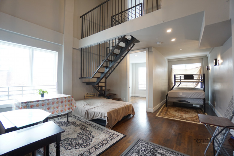 1031 Montgomery St, Apt 4R Image 23