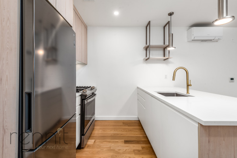 375 Dean St, Apt 507 Image 5
