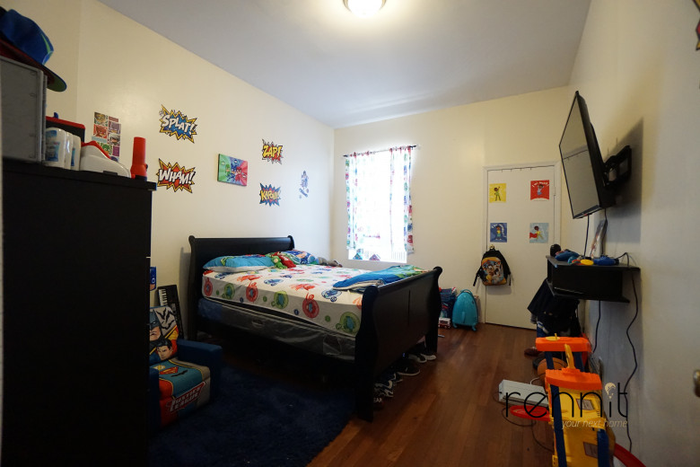 548 Hart St, Apt 2F Image 5