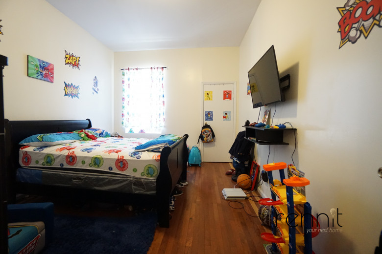548 Hart St, Apt 2F Image 6