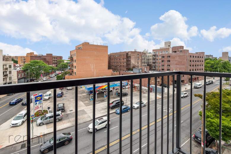 125 Kings Hwy, Apt 6A Image 3