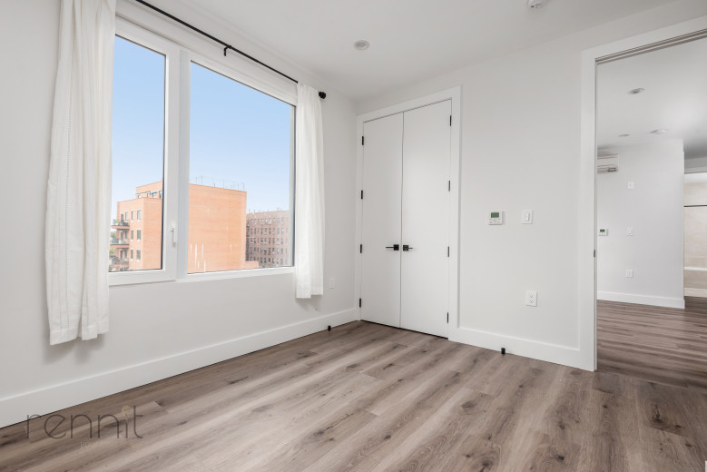 125 Kings Hwy, Apt 6A Image 6