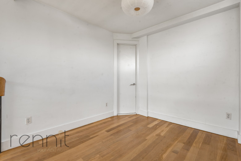 616 Willoughby Ave, Apt 6B Image 9