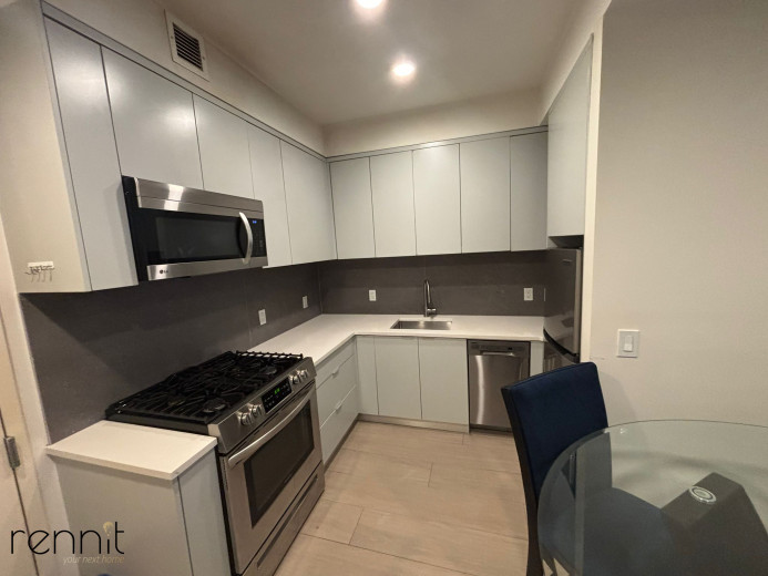 33 Little Nassau St, Apt 203 Image 2