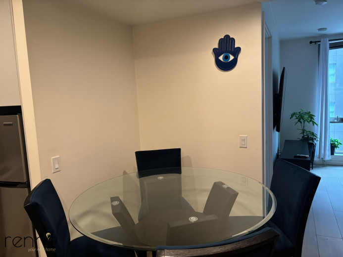 33 Little Nassau St, Apt 203 Image 7