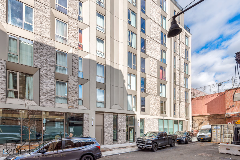 33 Little Nassau St, Apt 203 Image 8