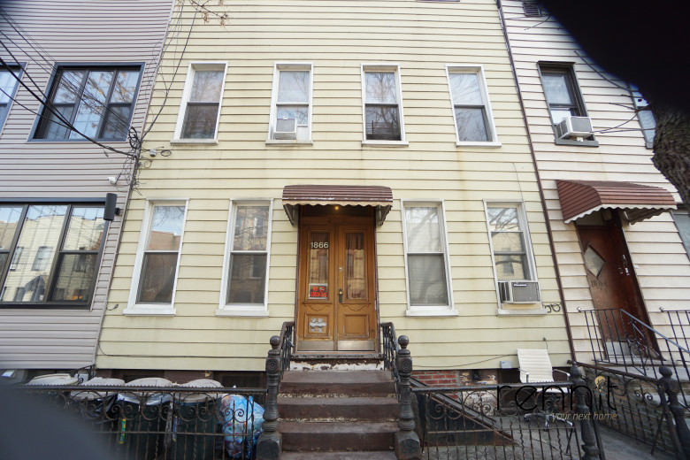18-66 Linden St, Apt 2R Image 12
