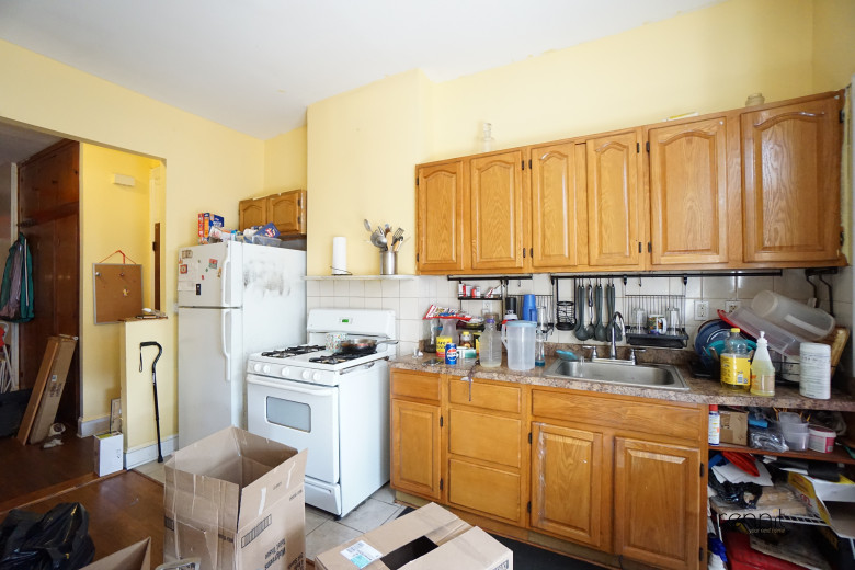 18-66 Linden St, Apt 2R Image 3