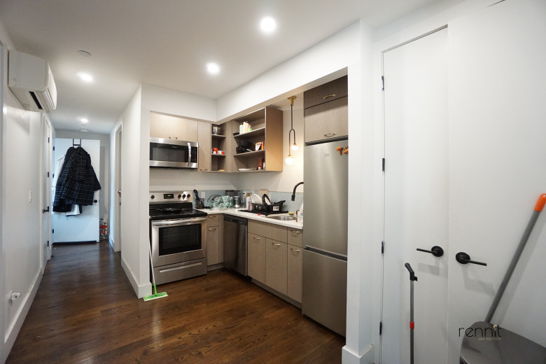 1620 New York Ave, Apt 7D Image 3