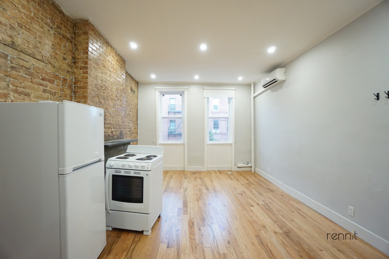 217 Ralph Ave, Apt 3R Image 9