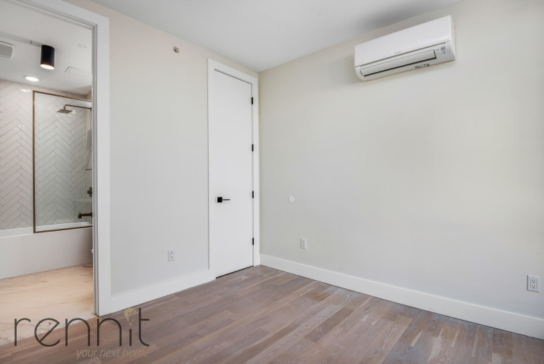933 Rogers Ave, Apt 5E Image 5