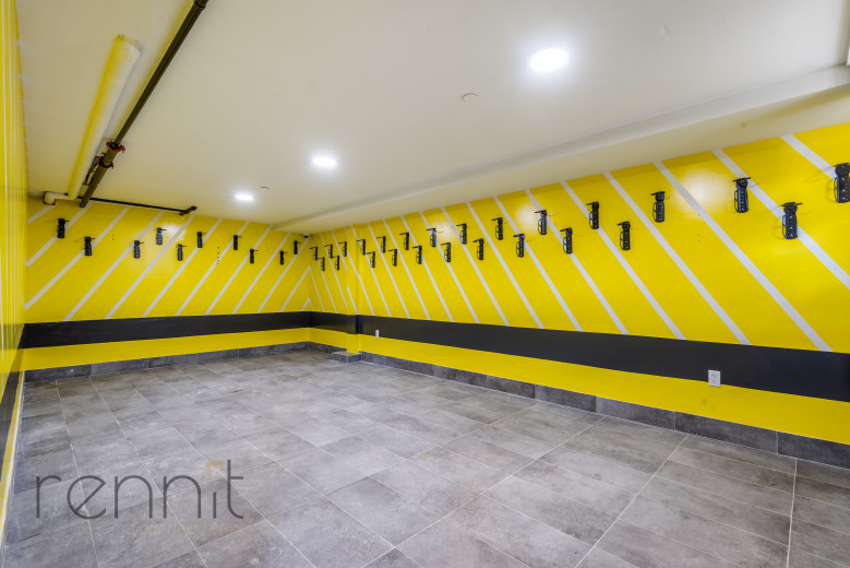 320 Linden Blvd, Apt 4B Image 22