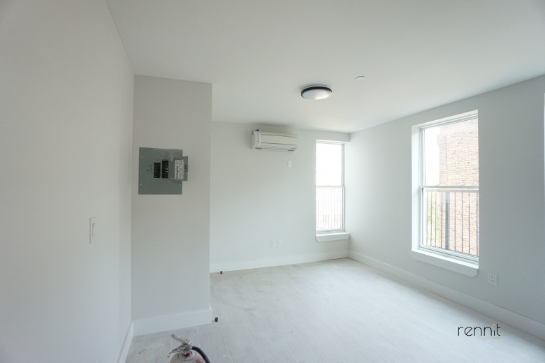 320 Linden Blvd, Apt 4B Image 7