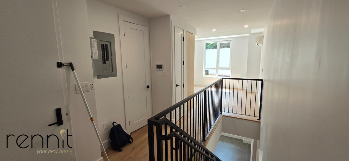 805 Monroe St, Apt 1B Image 4
