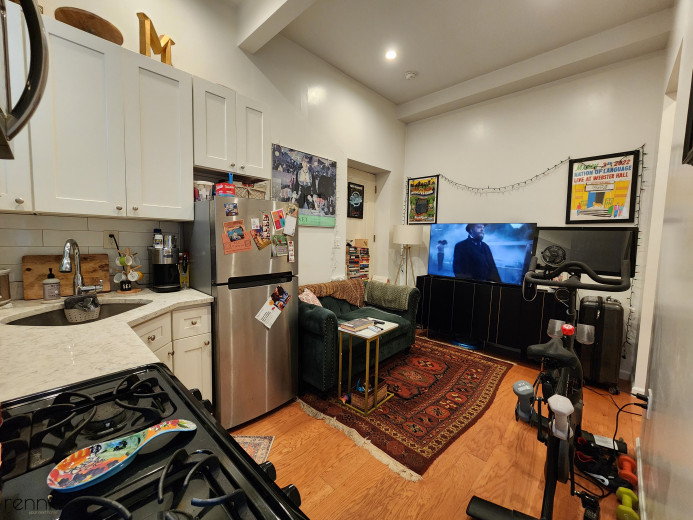 279 St Nicholas Ave, Apt 1 Image 3