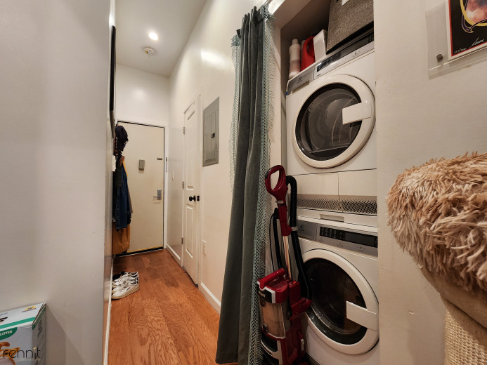 279 St Nicholas Ave, Apt 1 Image 8