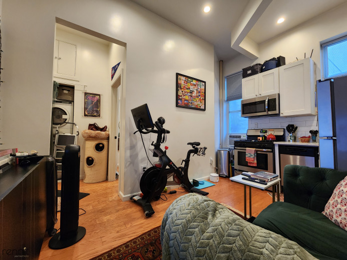 279 St Nicholas Ave, Apt 1 Image 10