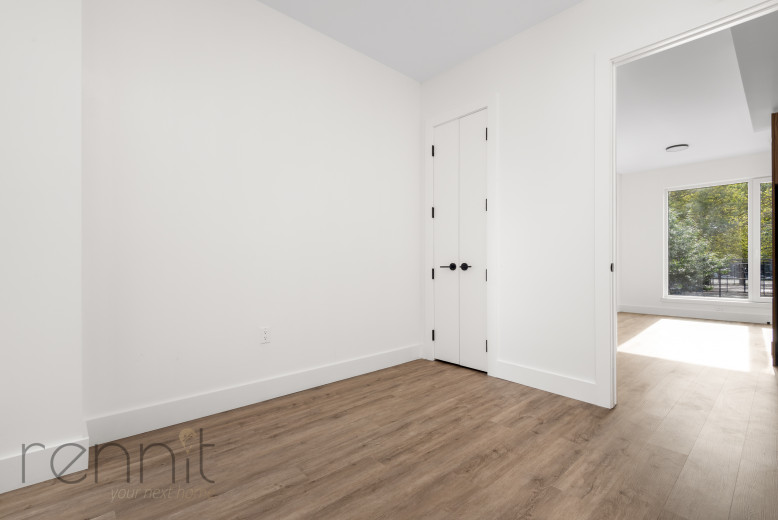 35 Kingston Ave, Apt 201 Image 5
