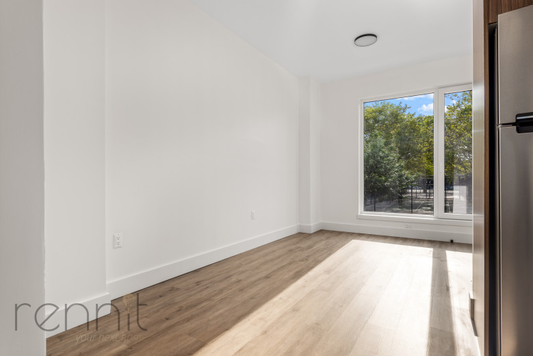 35 Kingston Ave, Apt 201 Image 7